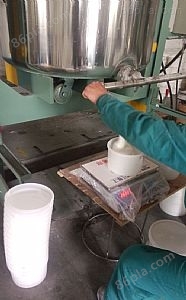 永盛双组份聚硫密封胶常用于建材的连接及施工缝的填充密封